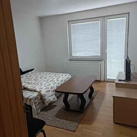 Apartmans Mellis Fre Parking Apartman *