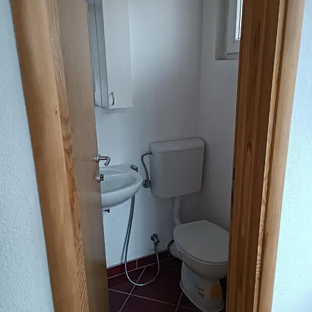 Apartmans Mellis Fre Parking Apartman *
